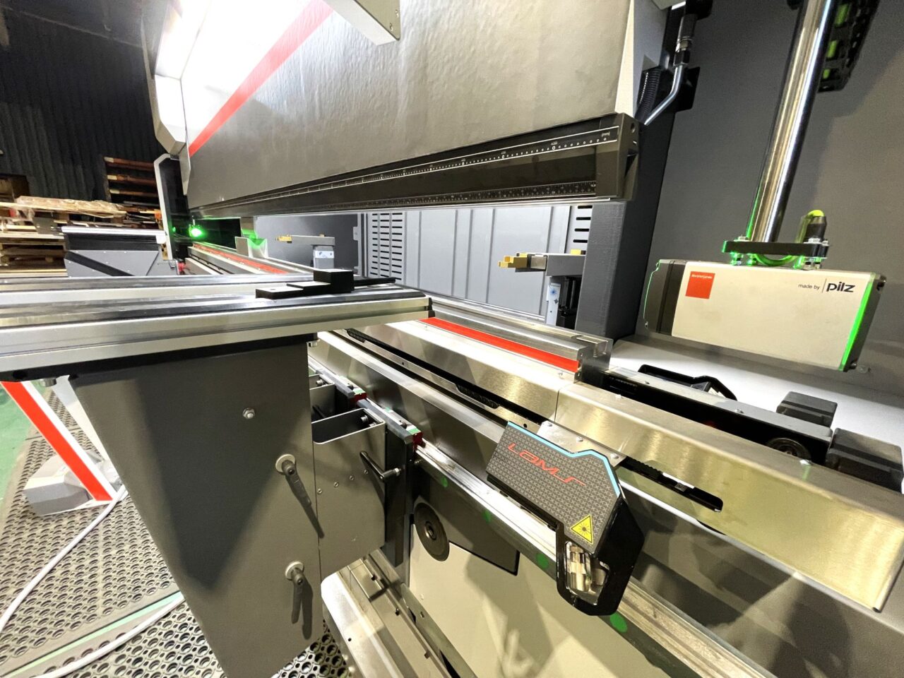 Aerospace Industry - Charles Day Steels