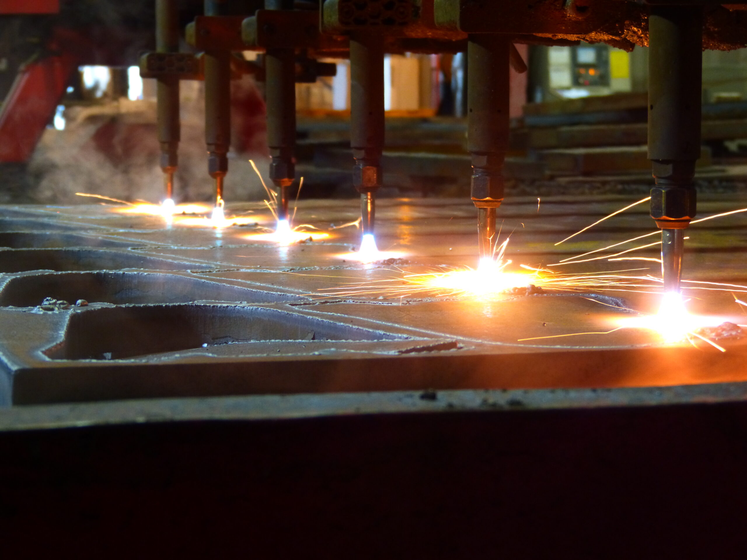 A Deep Dive into the Advantages of Flame Cutting for Thick Steel Materials - Charles Day Steels