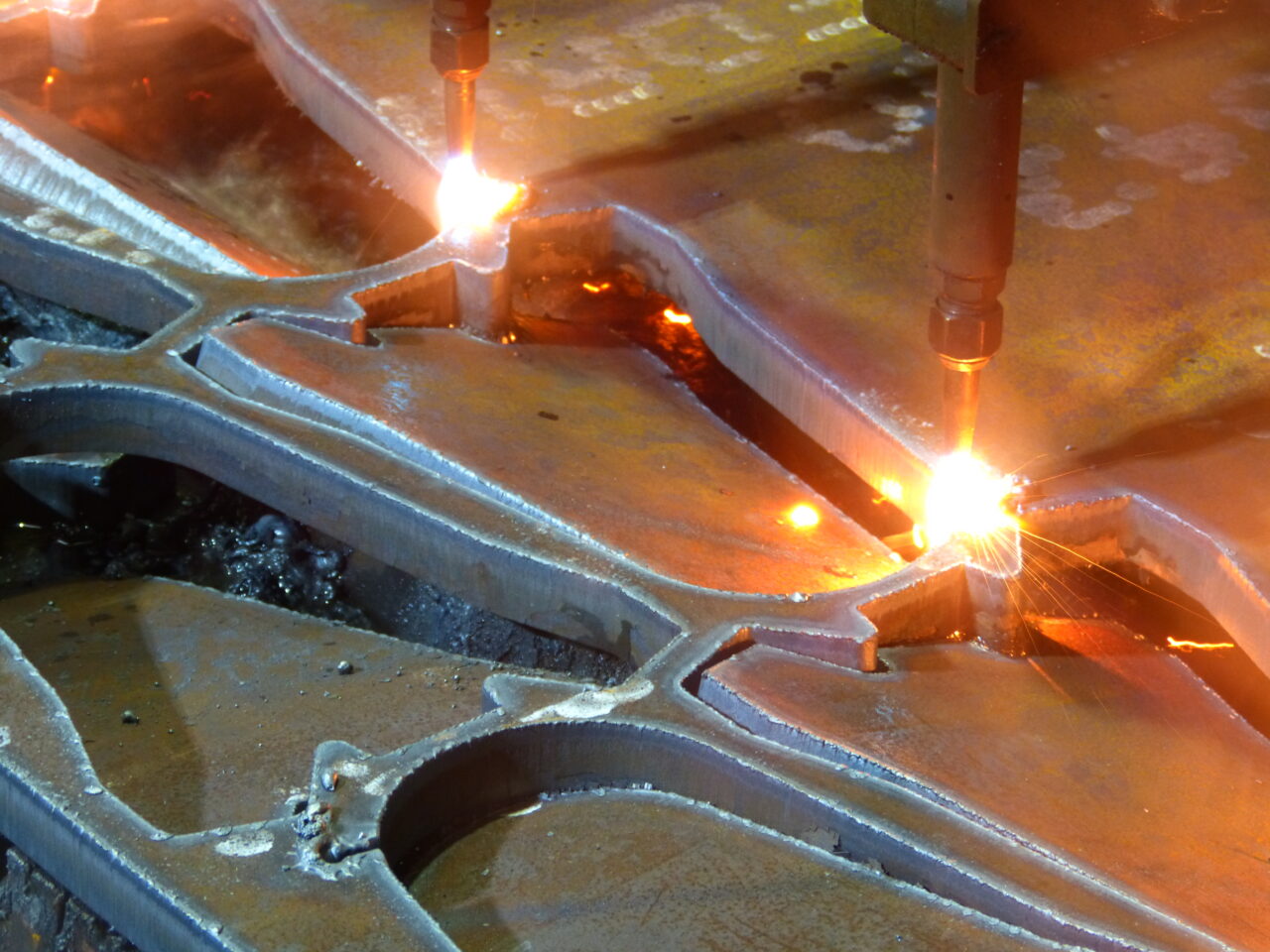 A Deep Dive into the Advantages of Flame Cutting for Thick Steel Materials - Charles Day Steels